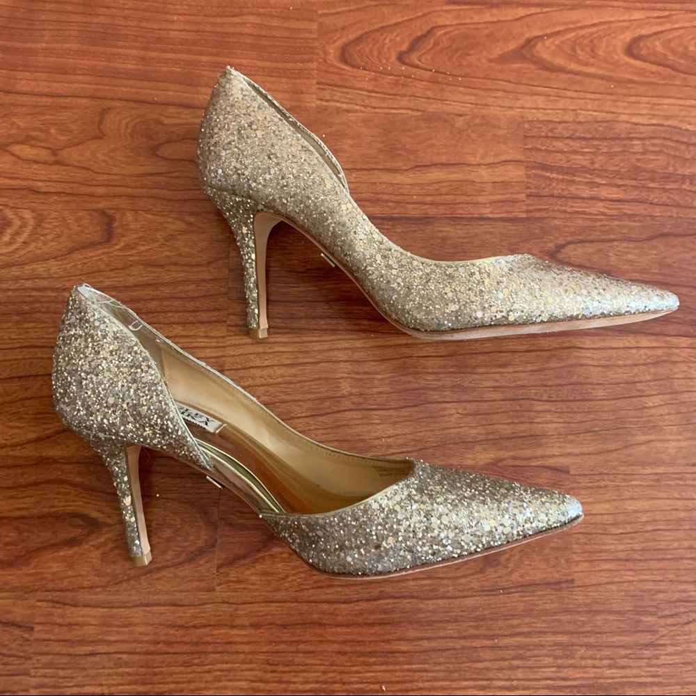 NWOT Badgley Mischka Gold Glitter Heels sz 5.5